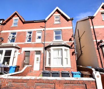 2 bedroom flat to rent - Photo 6