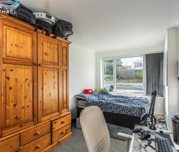 6 bedroom detached house to rent - Photo 1