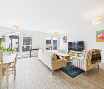 2 bedroom penthouse to rent - Photo 1