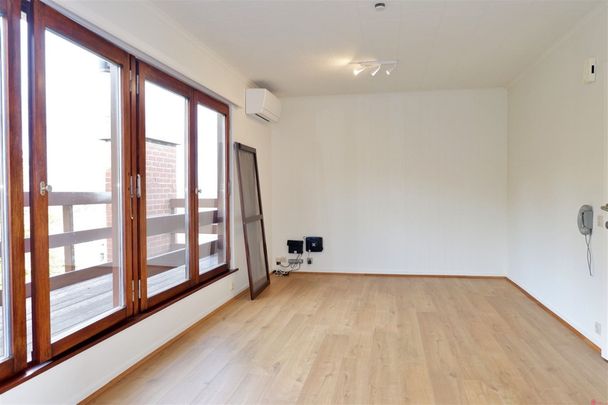 Dakappartement met heel aangenaam terras - Photo 1