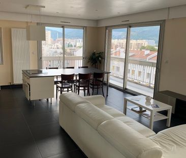 Location Appartement 3 pièces 72m² GRENOBLE 38100 - Photo 2