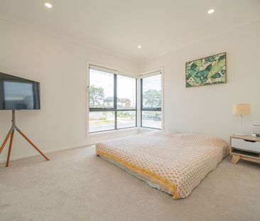 Contemporary Townhouse in 'Minta' Estate - Available 26 February 2026 - Photo 5
