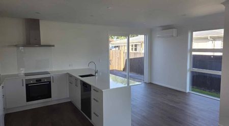 Brand New! - Photo 5