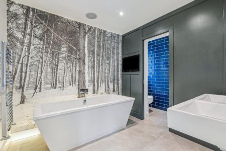 6 bedroom detached house to rent - Photo 5