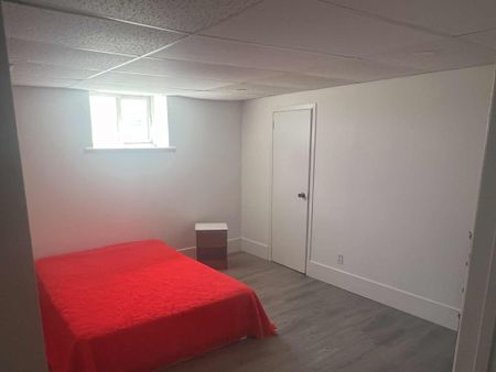 For Lease - 5409 Derry Road, Milton, Ontario - Photo 2