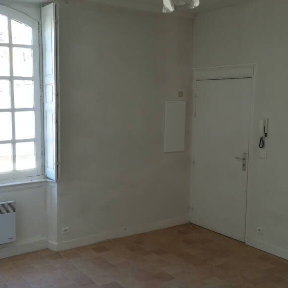 Location appartement 1 pièce 22.91 m² à Angers (49100) - Photo 1
