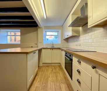 3 bedroom Cottage to let - Photo 6