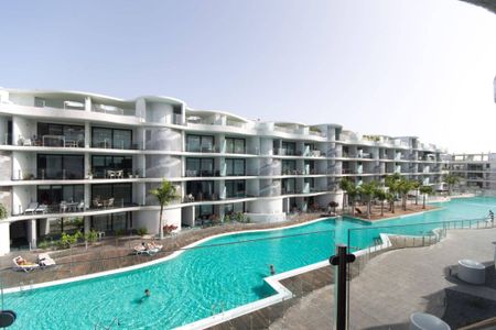 2 room luxury Flat for rent in Arona, Spain - Photo 5