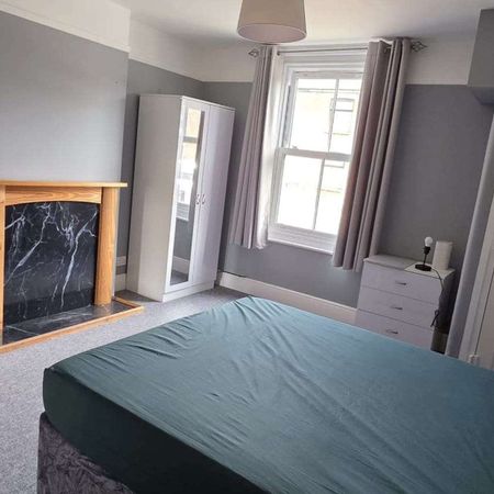 Central Leiston location Room 1 - Photo 4