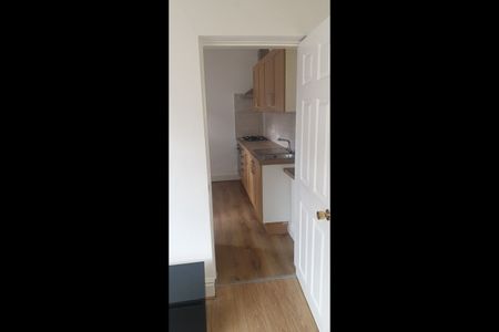 1 Bed Flat, Erdington, B24 - Photo 5