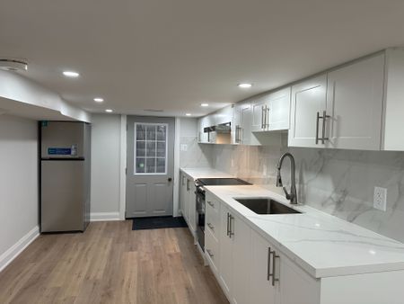 For Lease - 211 Osler Street Unit# Lower, Toronto, Ontario - Photo 3