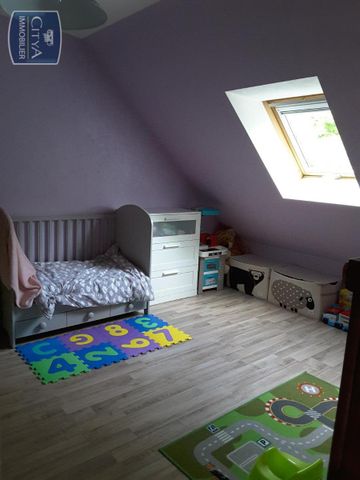 Location Maison 5 pièces 90m² LUYNES 37230 - Photo 3
