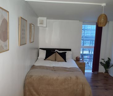 Room in a Shared Flat, Salford, M6 - Photo 3