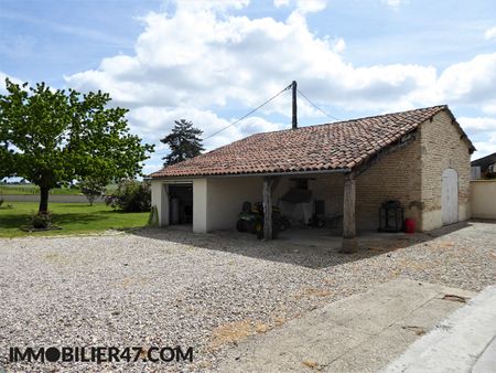 Location Maison 5 pièces 145m² MONTPEZAT 47360 - Photo 2