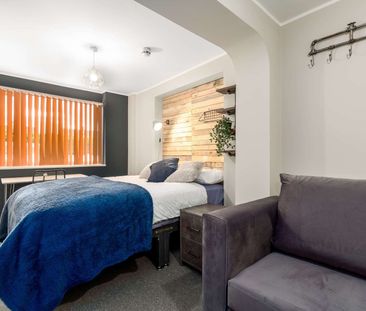 OX Living is proud to present this high-quality 7-bedroom co-living... - Photo 6
