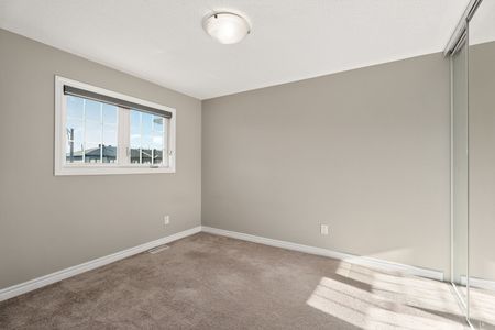 For Lease - 619 Geranium Walk, Stittsville - Munster - Richmond, Ontario - Photo 4