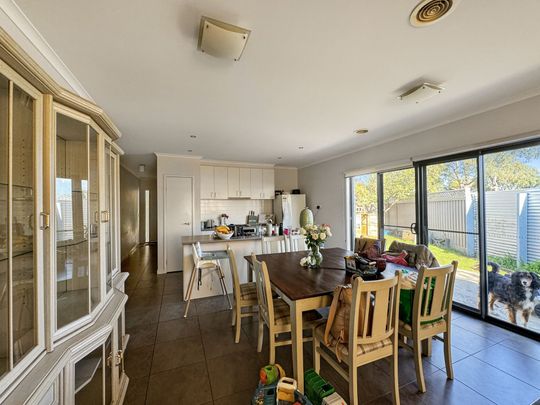 9 Ranlea Place, Sebastopol - Photo 1