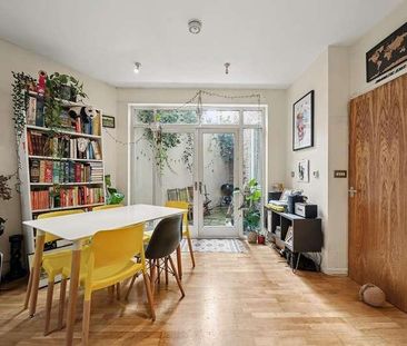 Mount Pleasant Crescent, London, N4 - Photo 3