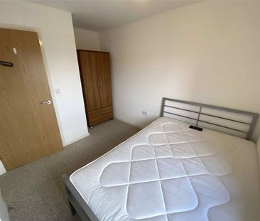 Room in a Shared House, Hanover Square, LS3 - Photo 2