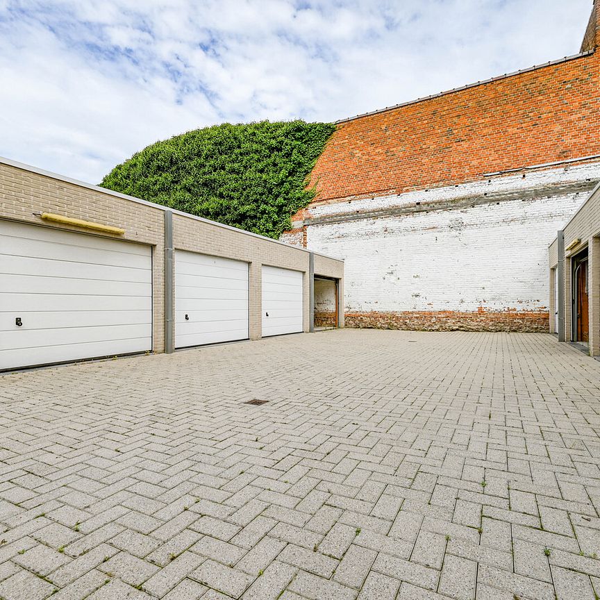 Gelijkvloers appartement met terras en garage - Foto 1