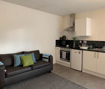 Studio to rent - Photo 3