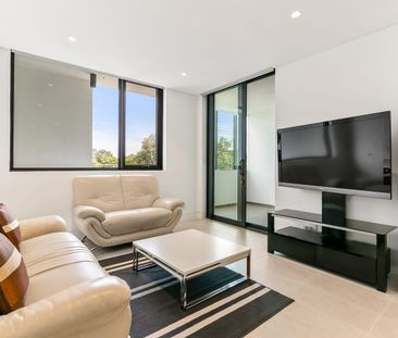 Luxury Living In The Heart Of Lindfield Village - Photo 2