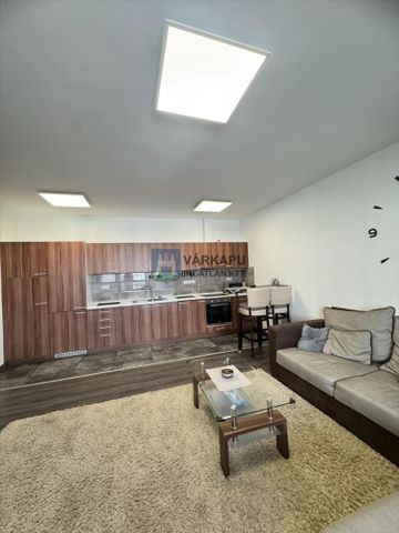 Kiadó luxus lakás - Székesfehérvár - Photo 5