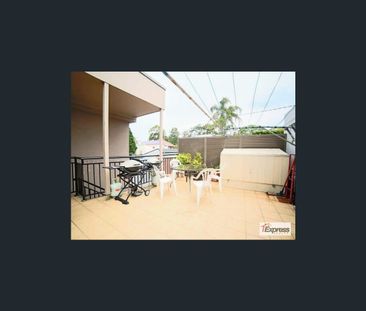 6/193-195 Old South Head Road, Bondi Junction, NSW 2022 - Photo 4