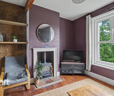 1 bedroom in a flat share to rent - Photo 5