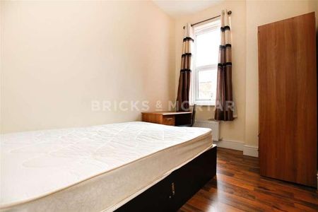 Trewhitt Road, Heaton, NE6 - Photo 3