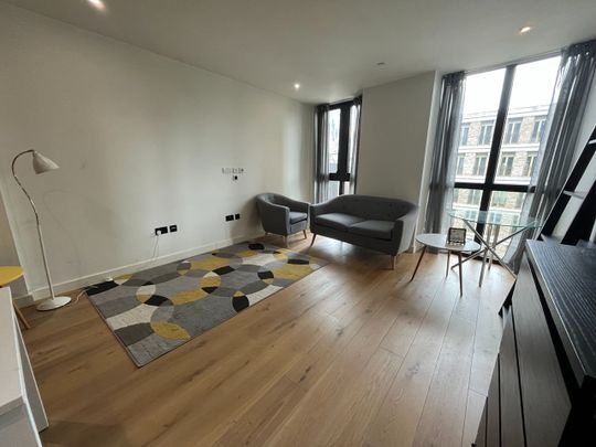 1 Bed Flat, Emery Way, E1W - Photo 1