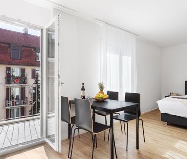 Modernes Apartment mit 2 Schlafzimmern in Wiedikon - Photo 1