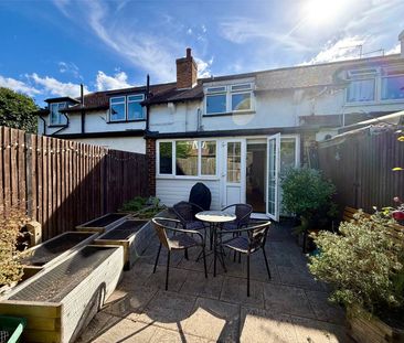 Horton Hill, Epsom, Surrey, KT19 8ST - Photo 2