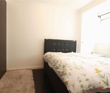 West Ridge Court, 32 Park Hill, Ealing, W5 2JN - Photo 3