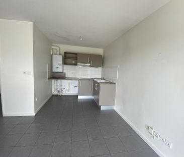 Location Appartement 3 pièces 65m² PESSAC 33600 - Photo 3