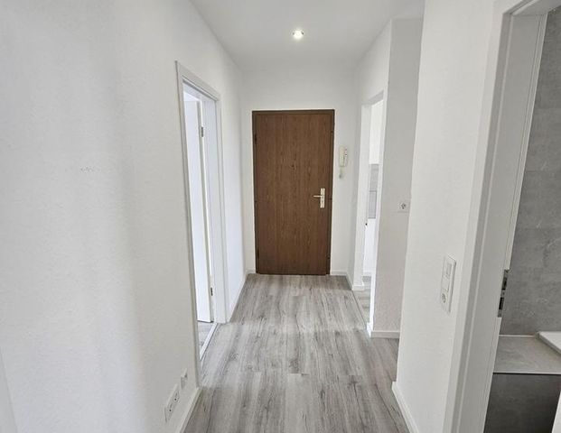 Hochwertig sanierte 3-Zimmer Wohnung in grüner Umgebung am Stadtrand von Leipzig - Foto 1