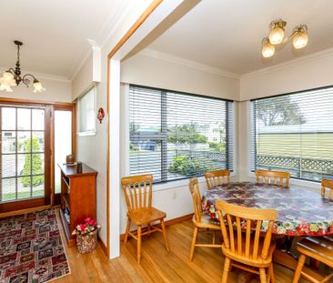 17 Sanders Avenue, Westown, New Plymouth - Photo 1