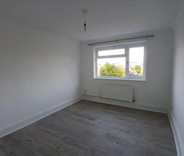 3 bedroom detached bungalow to rent - Photo 5