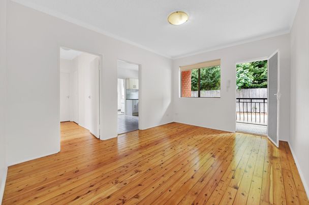 Renovated Two Bedroom Apartment - Photo 1