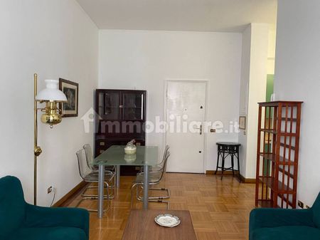 Bilocale viale Vittorio Veneto 24, Repubblica, Milano - Photo 2