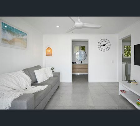 2/1 Miller Street, Bargara, Qld 4670 - Photo 1