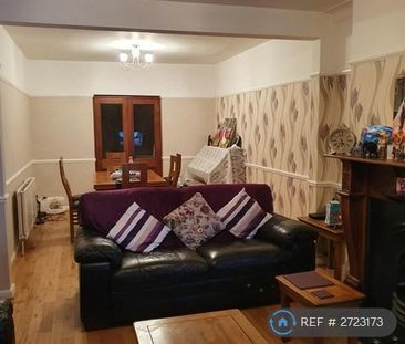 4 bedroom terraced house to rent - Photo 2