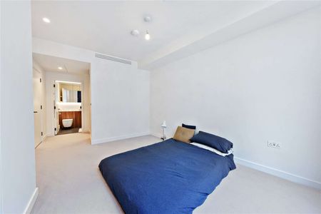 *3D Virtual Tour Available* A luxury two bedroom apartment on the second floor in the iconic Television Centre - Photo 4