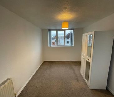 3 bedroom end of terrace house to rent - Photo 6