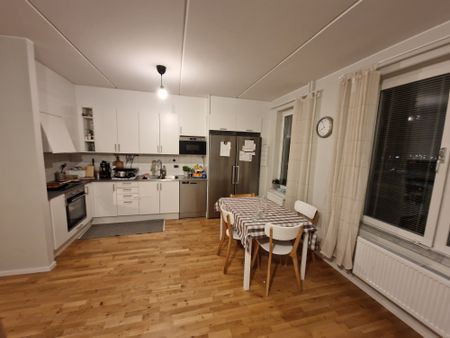 Nynäsvägen, Handen - Photo 2