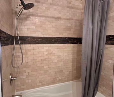 For Lease - 2743 Hammond Road, Mississauga, Ontario - Photo 2