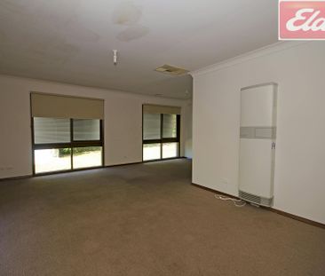 Ticks All the Boxes! - Photo 2