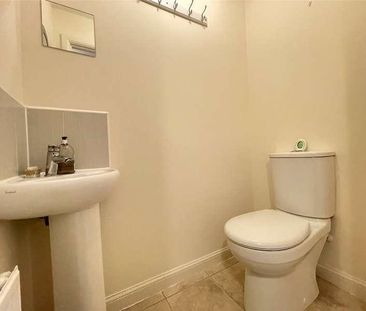 Bunker Square, Exeter, Devon, EX2 - Photo 5