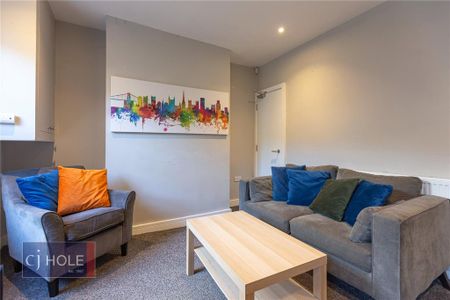 3 bedroom terraced house to rent - Photo 2