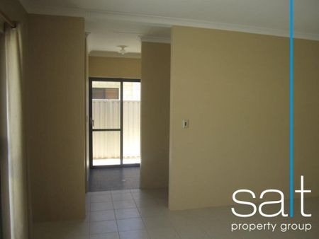 19 Dora Street, Queens Park - Photo 5